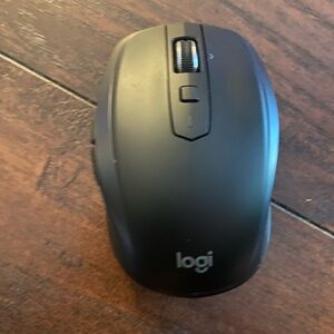 Logitech Black Wireless Mouse MX anywhere S2 with Scroll Wheell